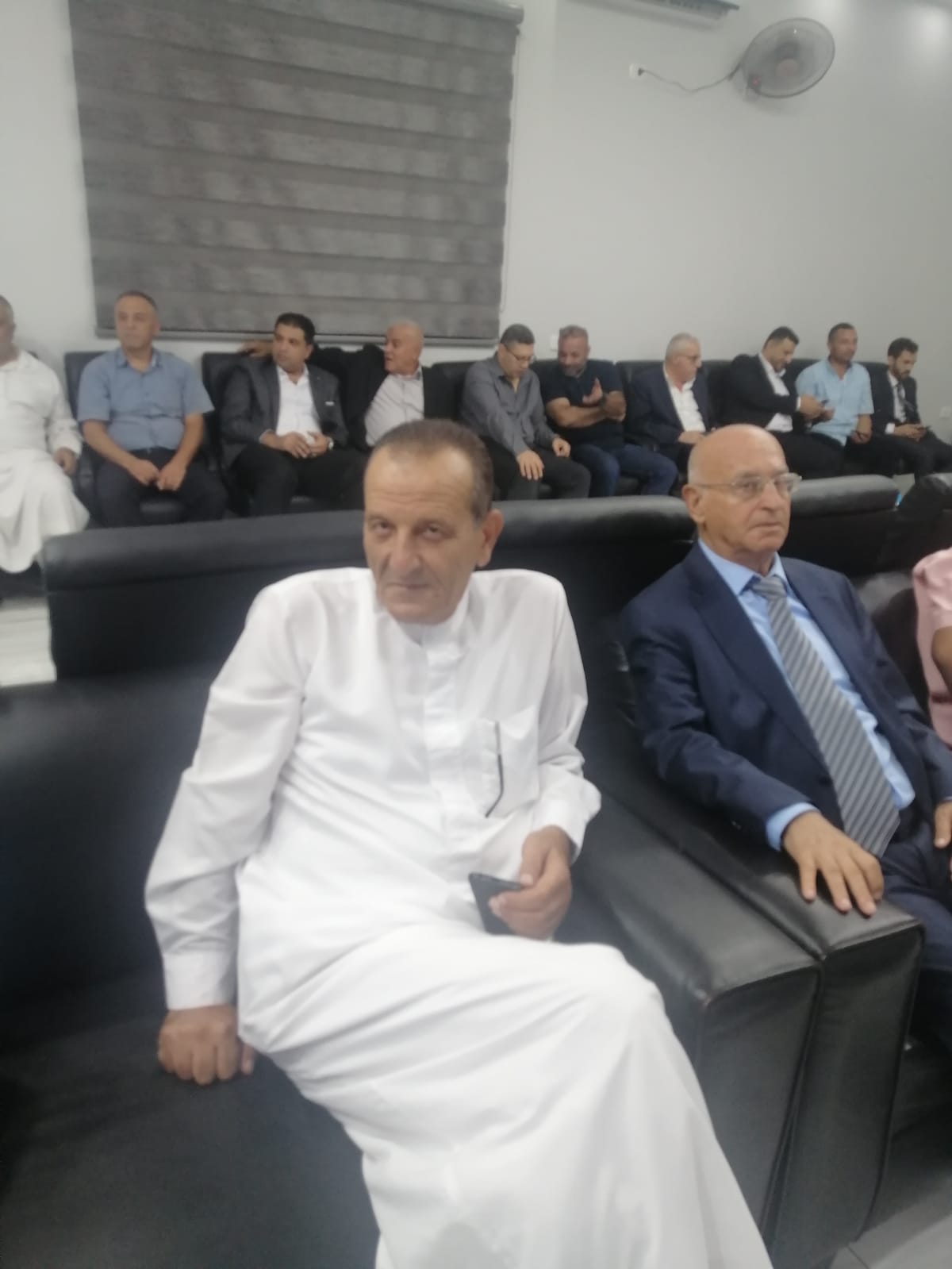 Madar Al-Saa Images 0.6440795324624667