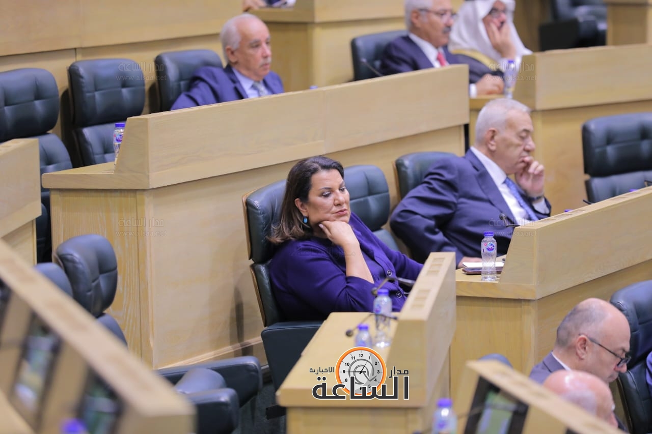 Madar Al-Saa Images 0.8963819036507372