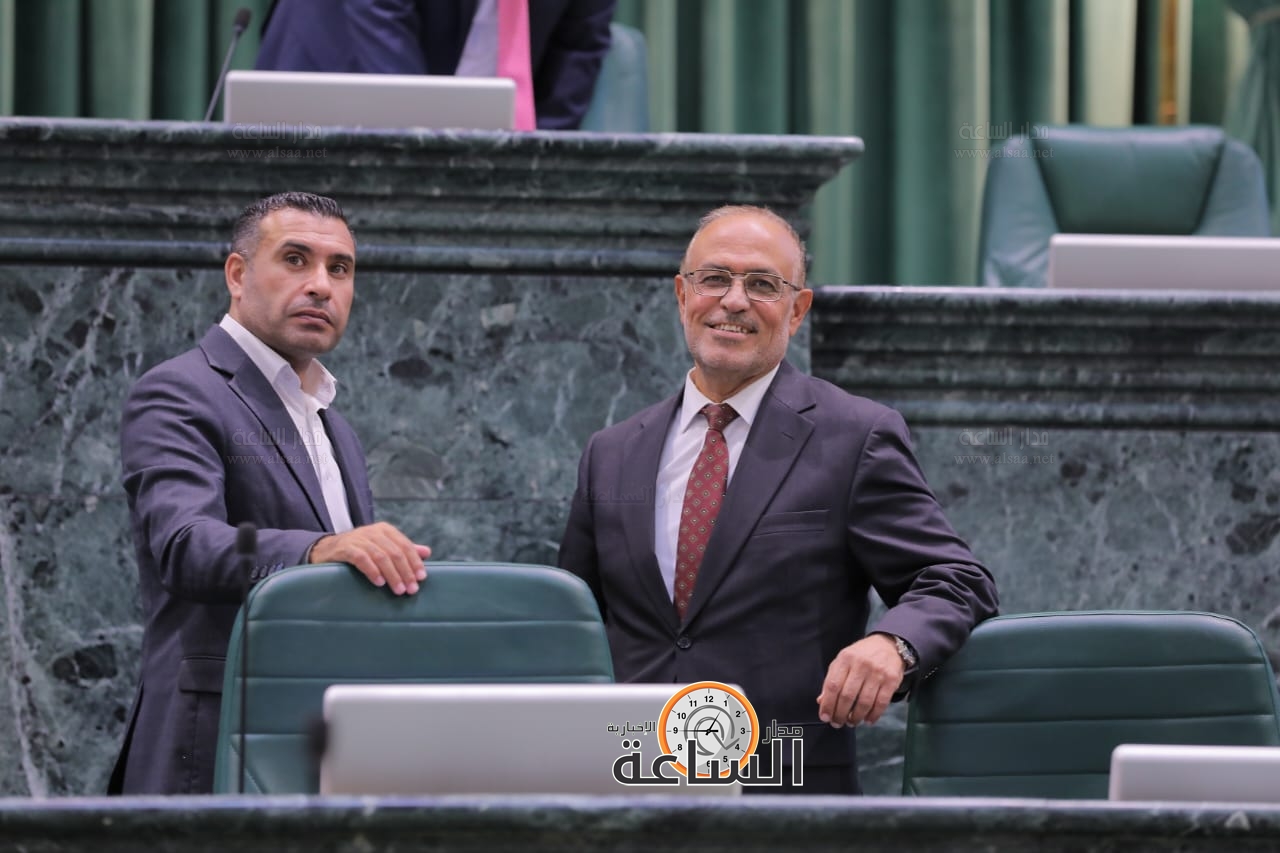 Madar Al-Saa Images 0.49850023548670186