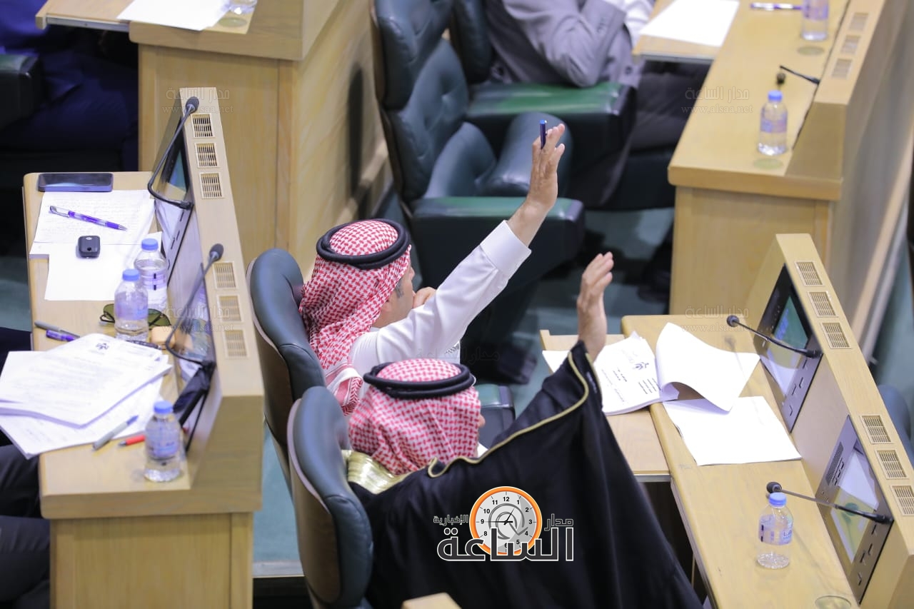 Madar Al-Saa Images 0.79960807279427