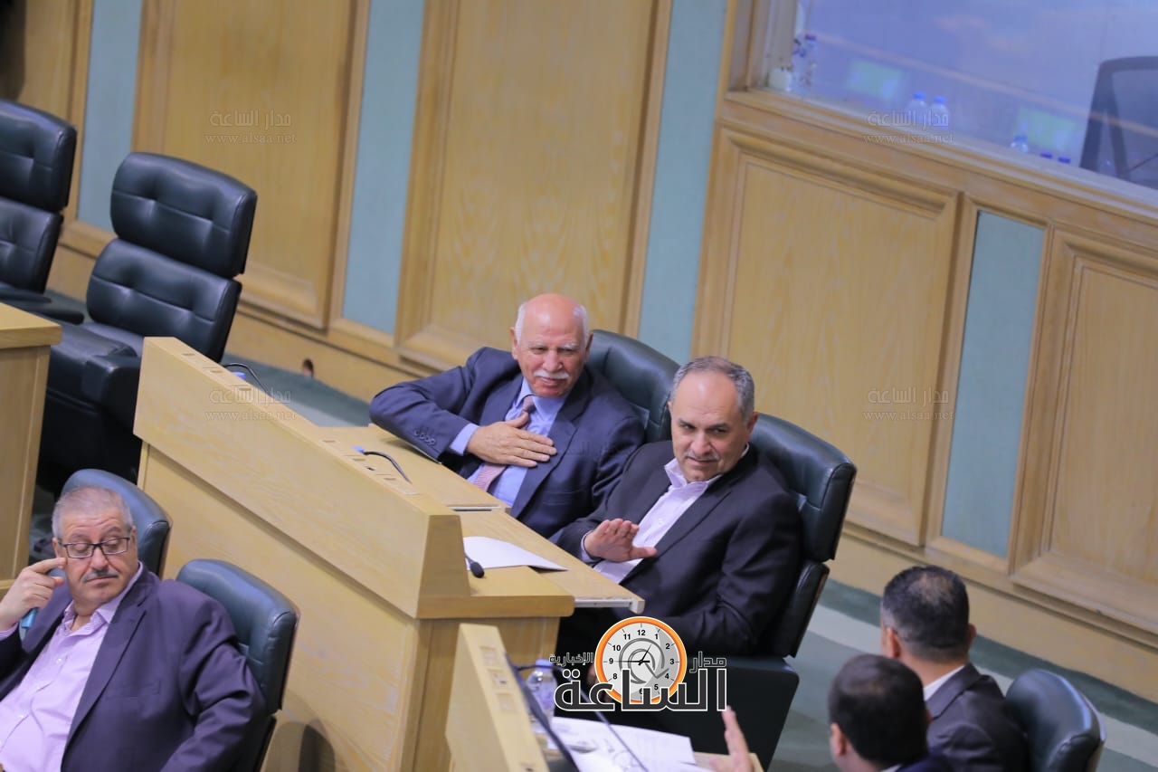 Madar Al-Saa Images 0.18523327516190347