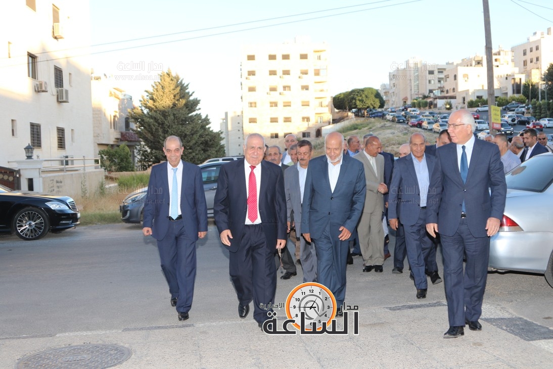 Madar Al-Saa Images 0.5024750554854218