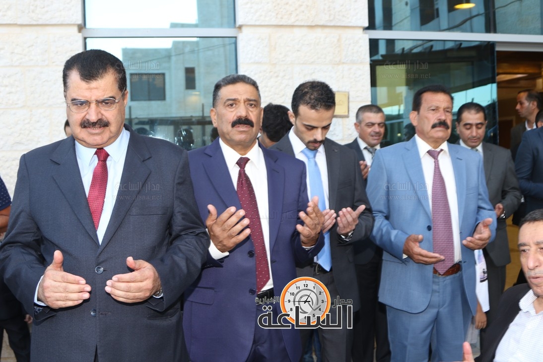 Madar Al-Saa Images 0.48405153604933315