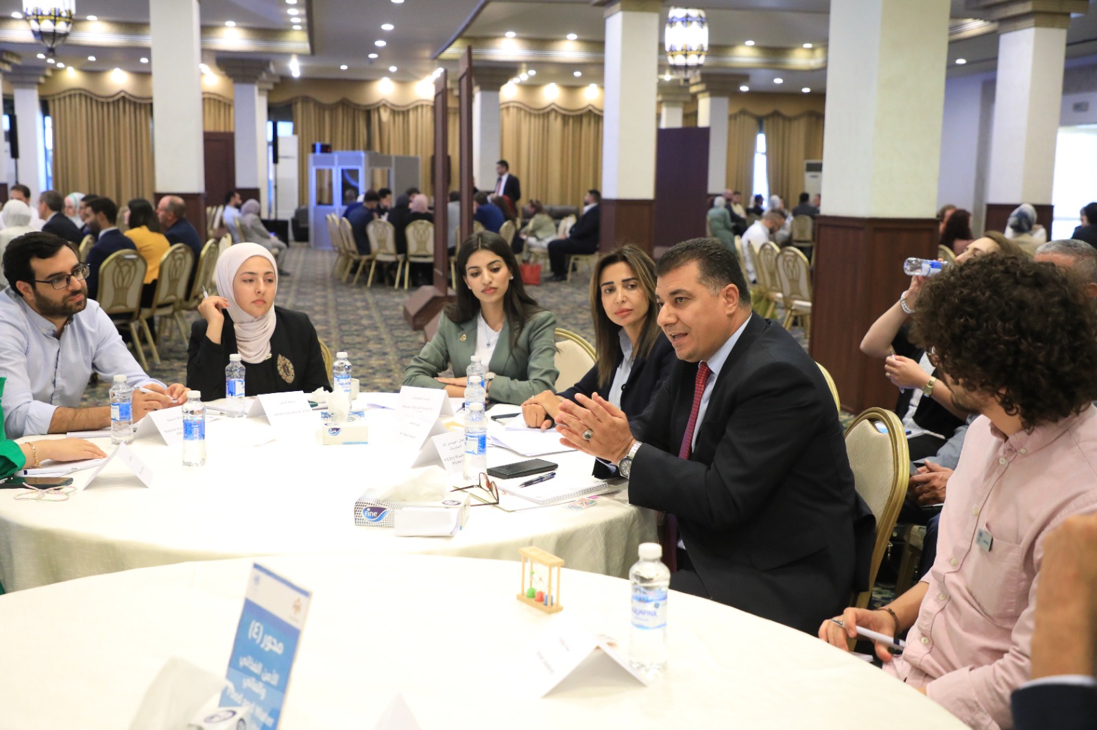 Madar Al-Saa Images 0.9035658553807977