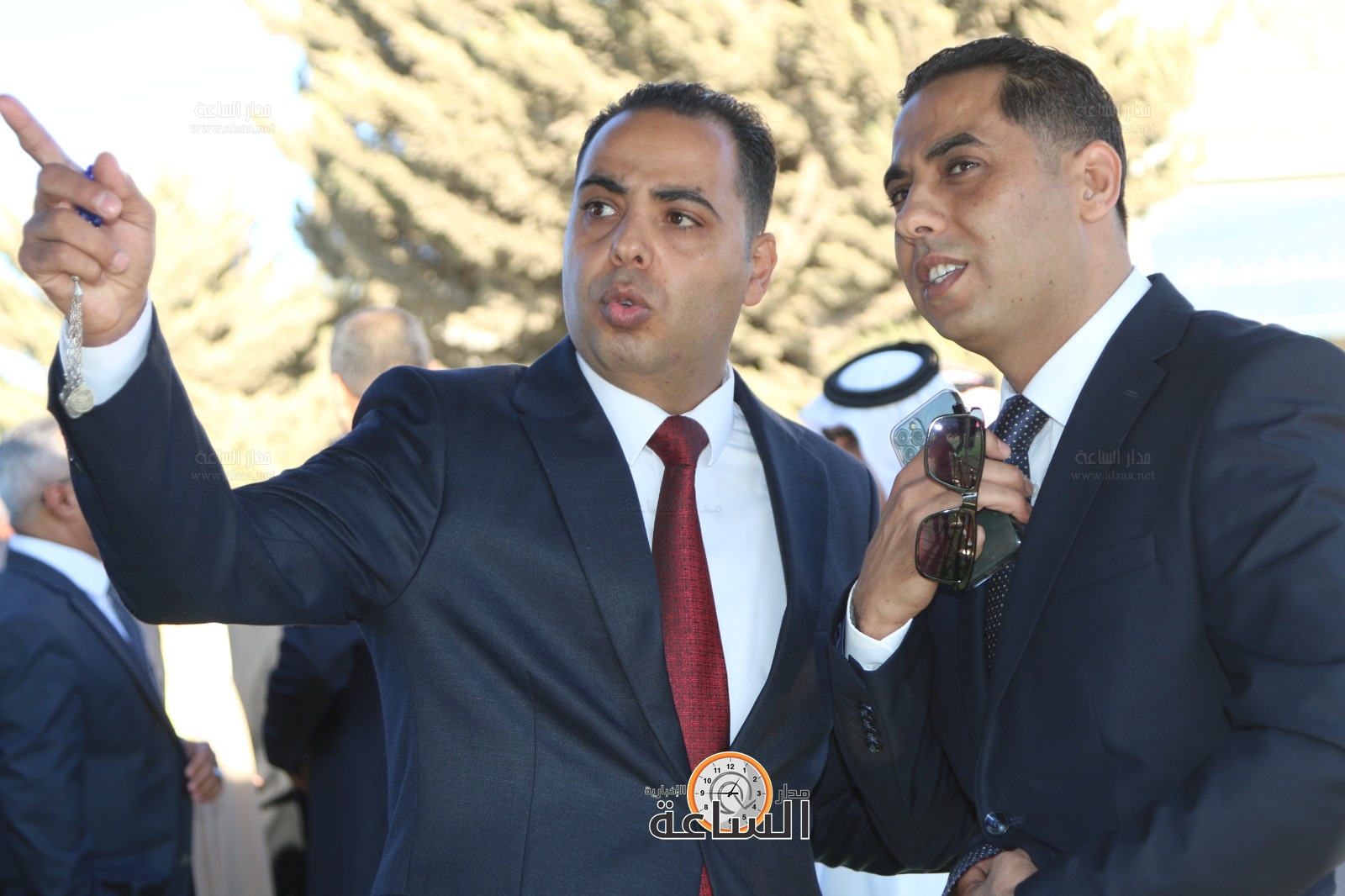 Madar Al-Saa Images 0.8328901597959799