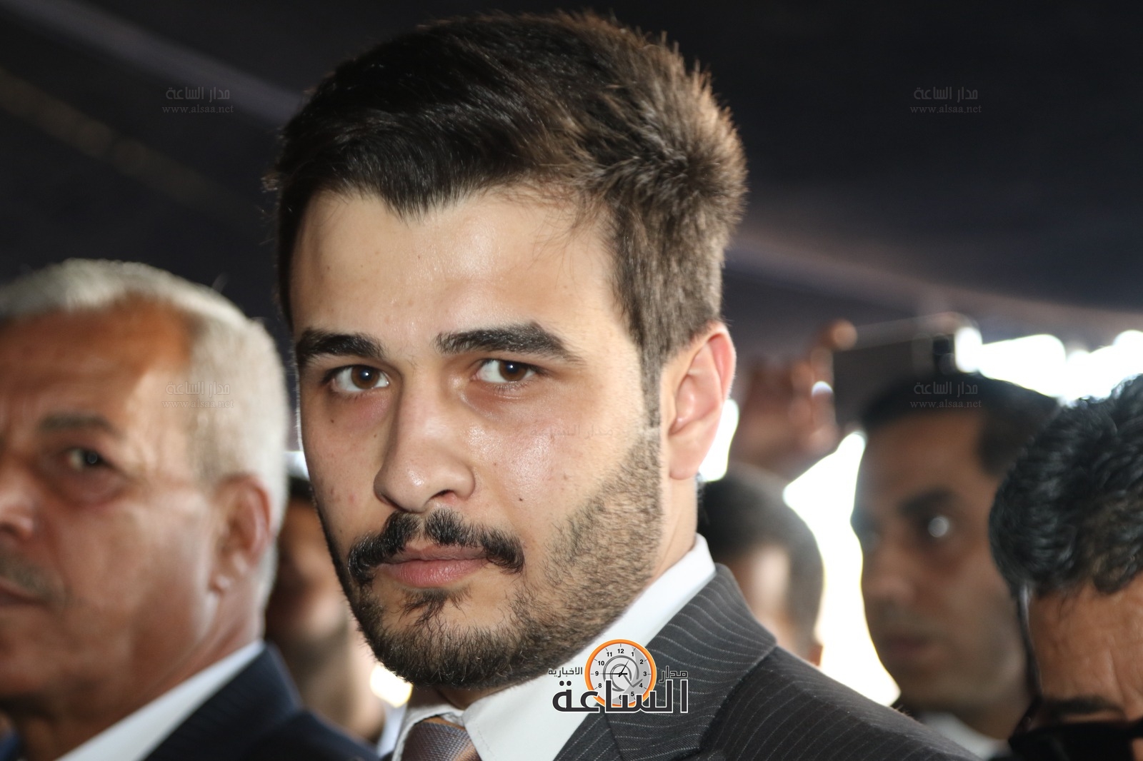 Madar Al-Saa Images 0.1837163265442221