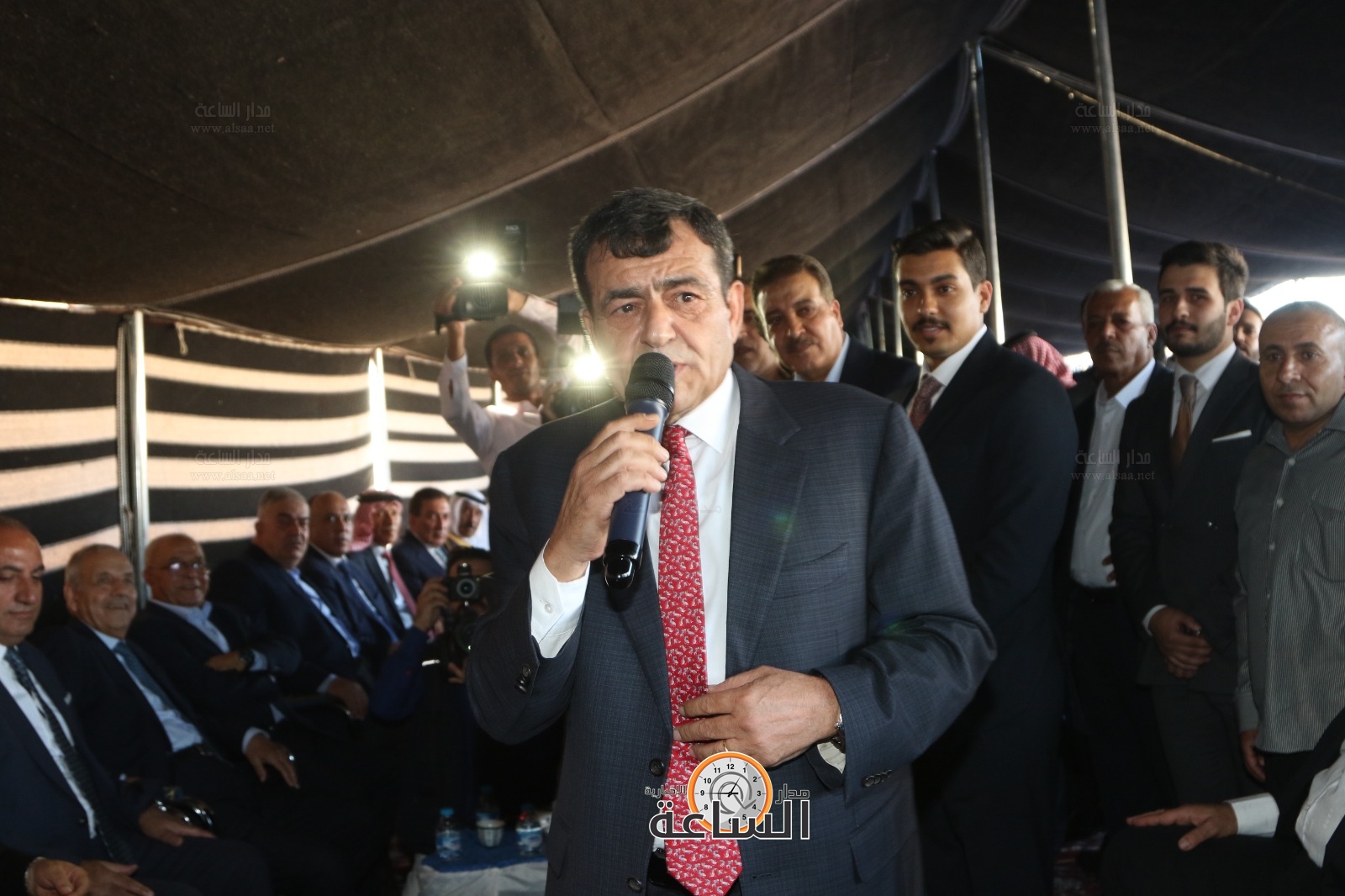 Madar Al-Saa Images 0.4571770429570228