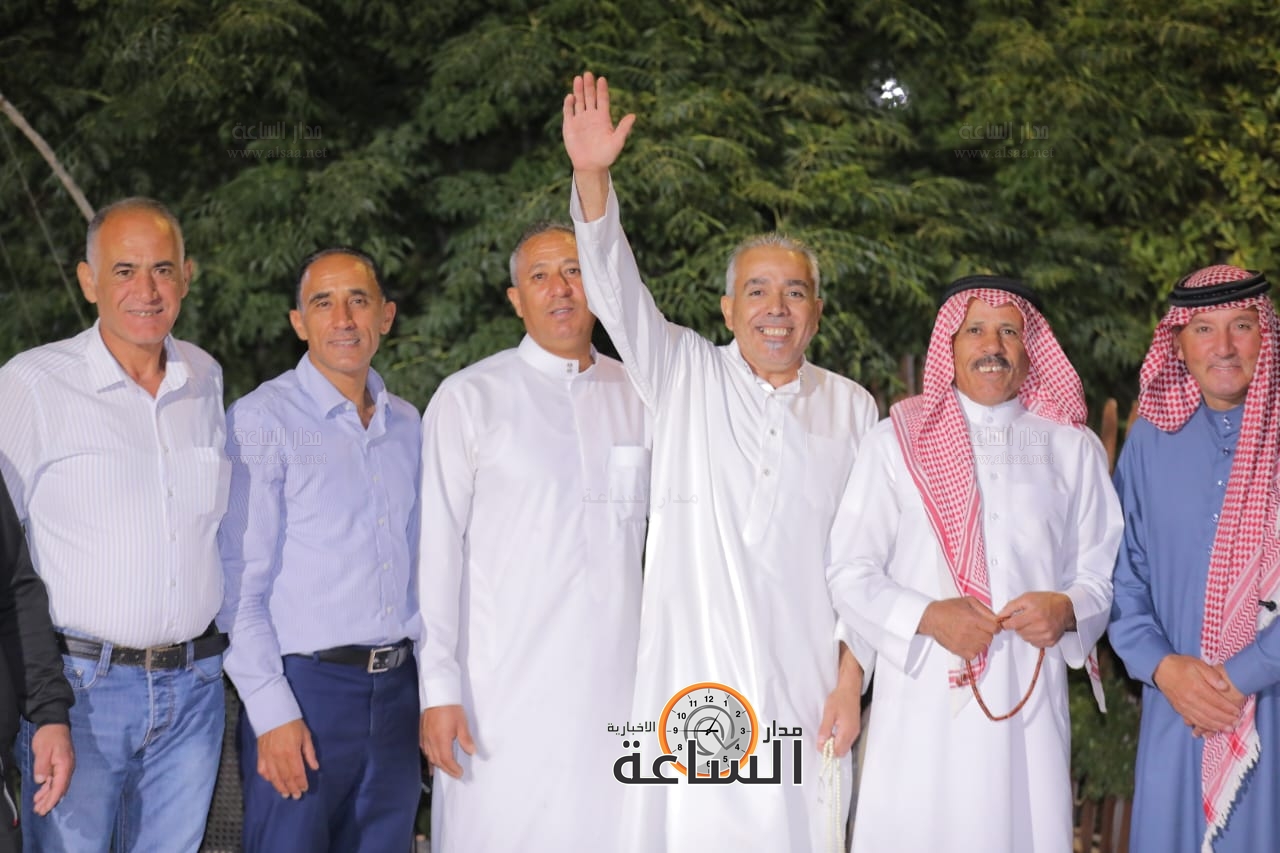 Madar Al-Saa Images 0.5487903116752042