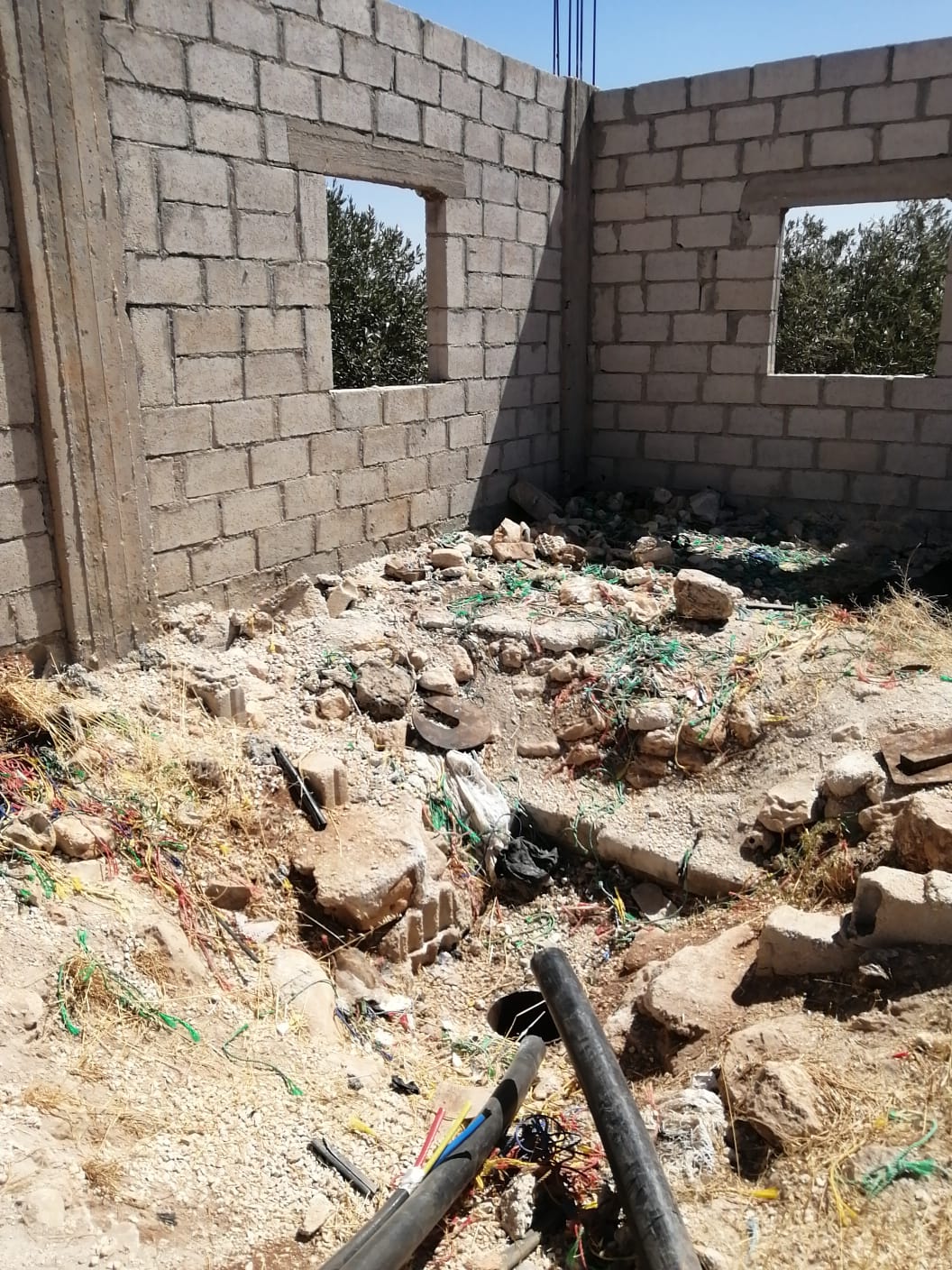 Madar Al-Saa Images 0.05889118899342316