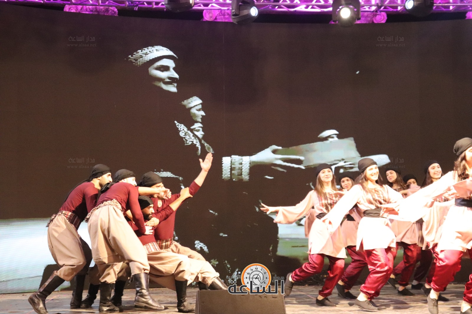 Madar Al-Saa Images 0.6686124728993483