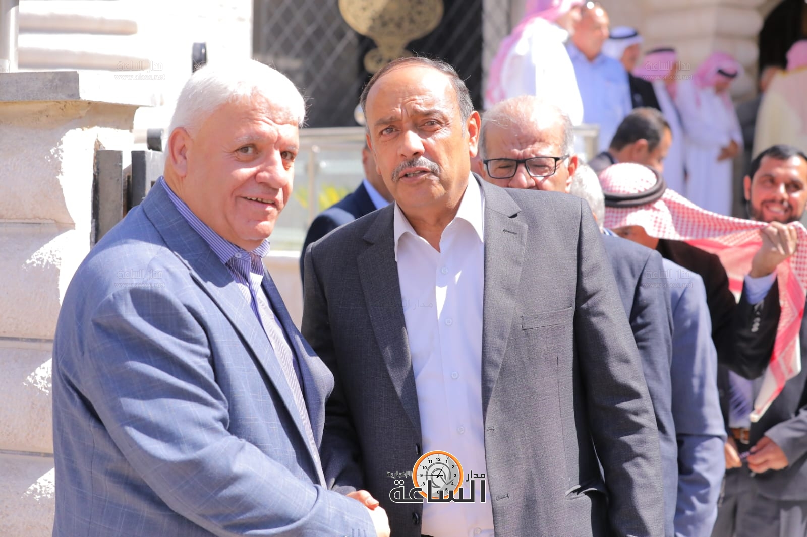 Madar Al-Saa Images 0.9415371704719762