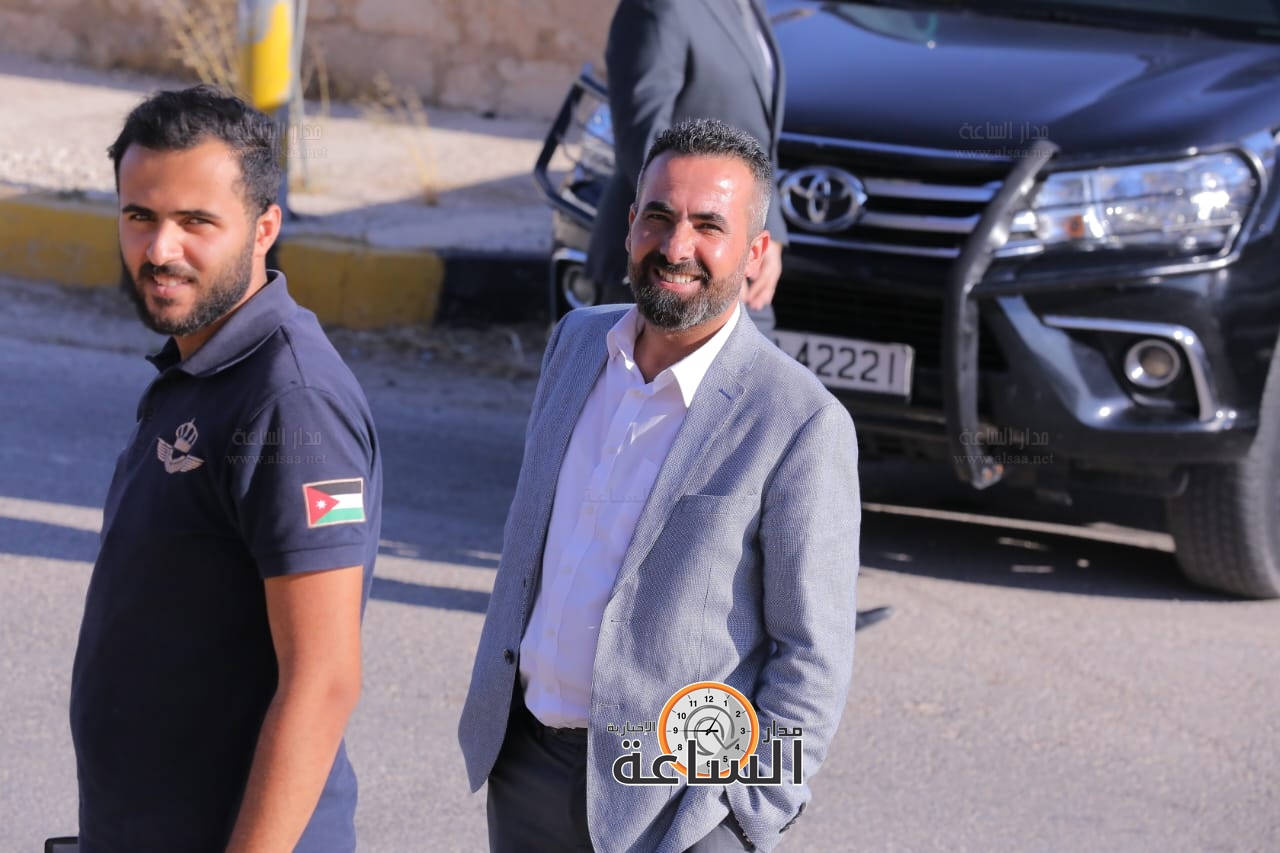 Madar Al-Saa Images 0.4244721904951356