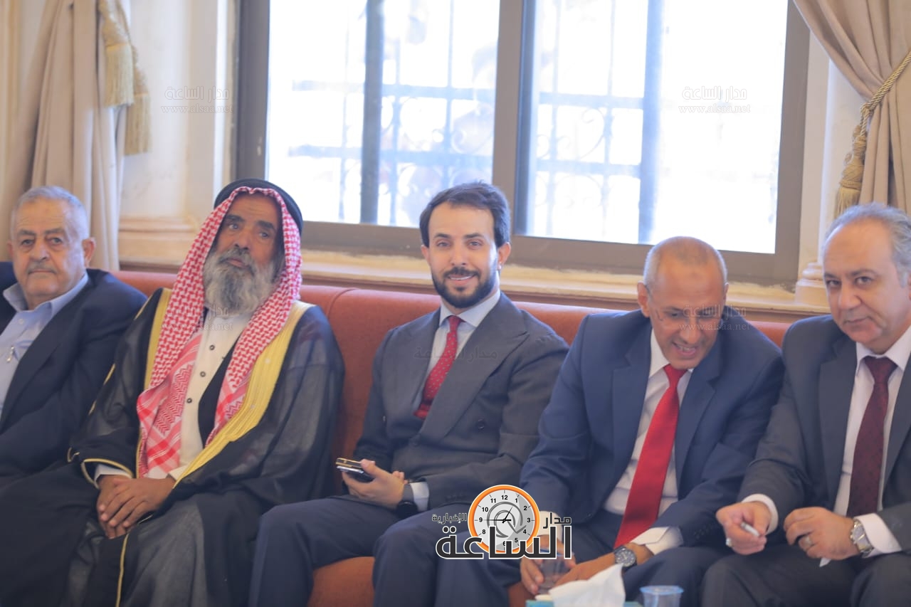 Madar Al-Saa Images 0.045936151897086885