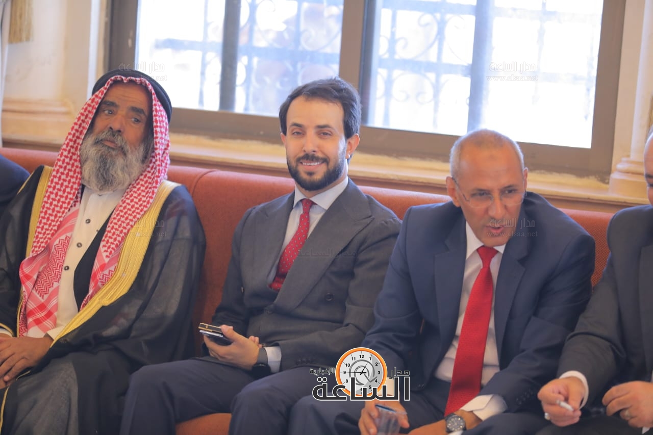 Madar Al-Saa Images 0.4434277815356722