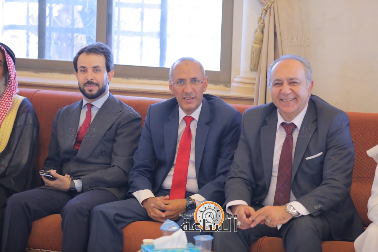 Madar Al-Saa Images 0.6081132237200195