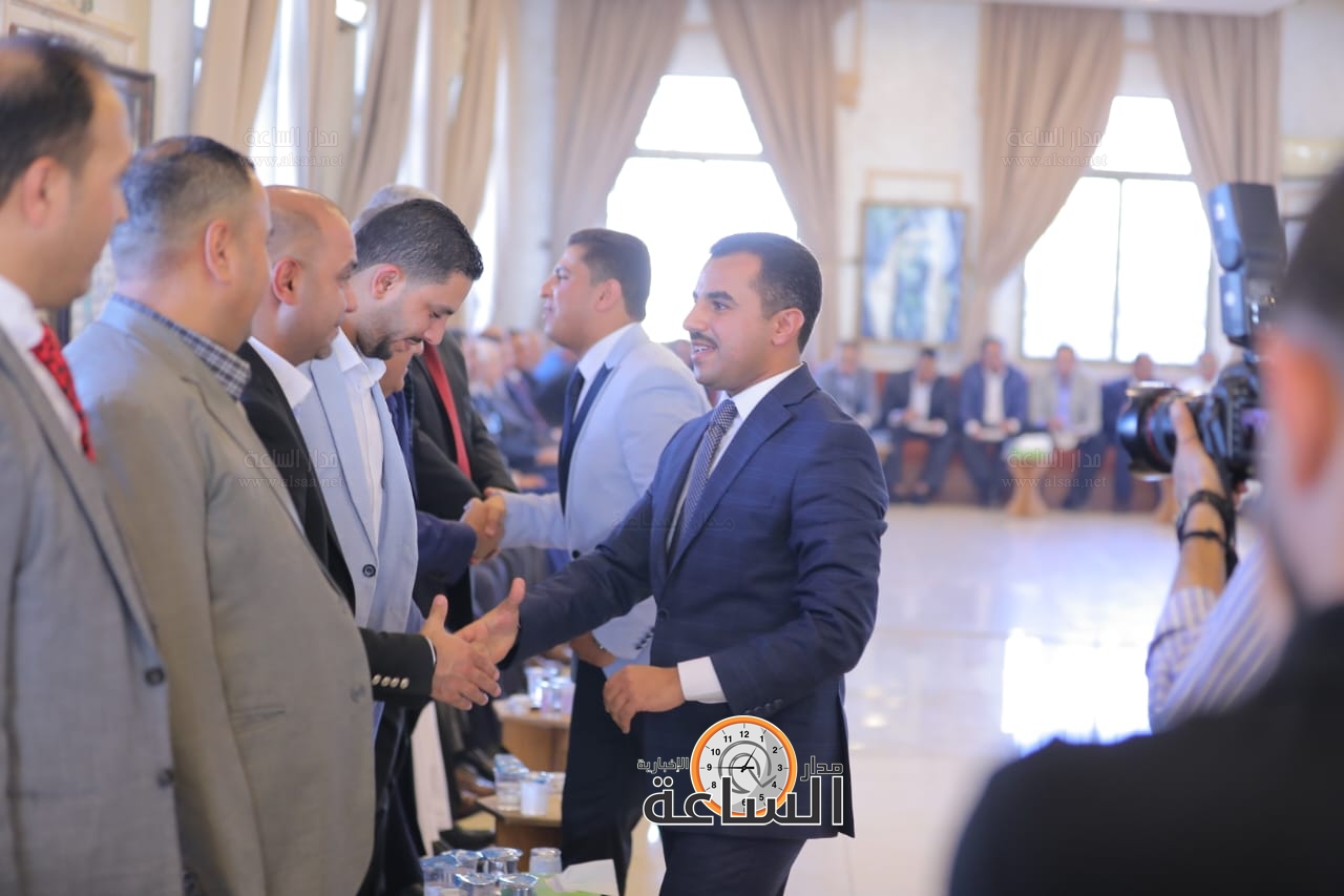 Madar Al-Saa Images 0.1480563318860968