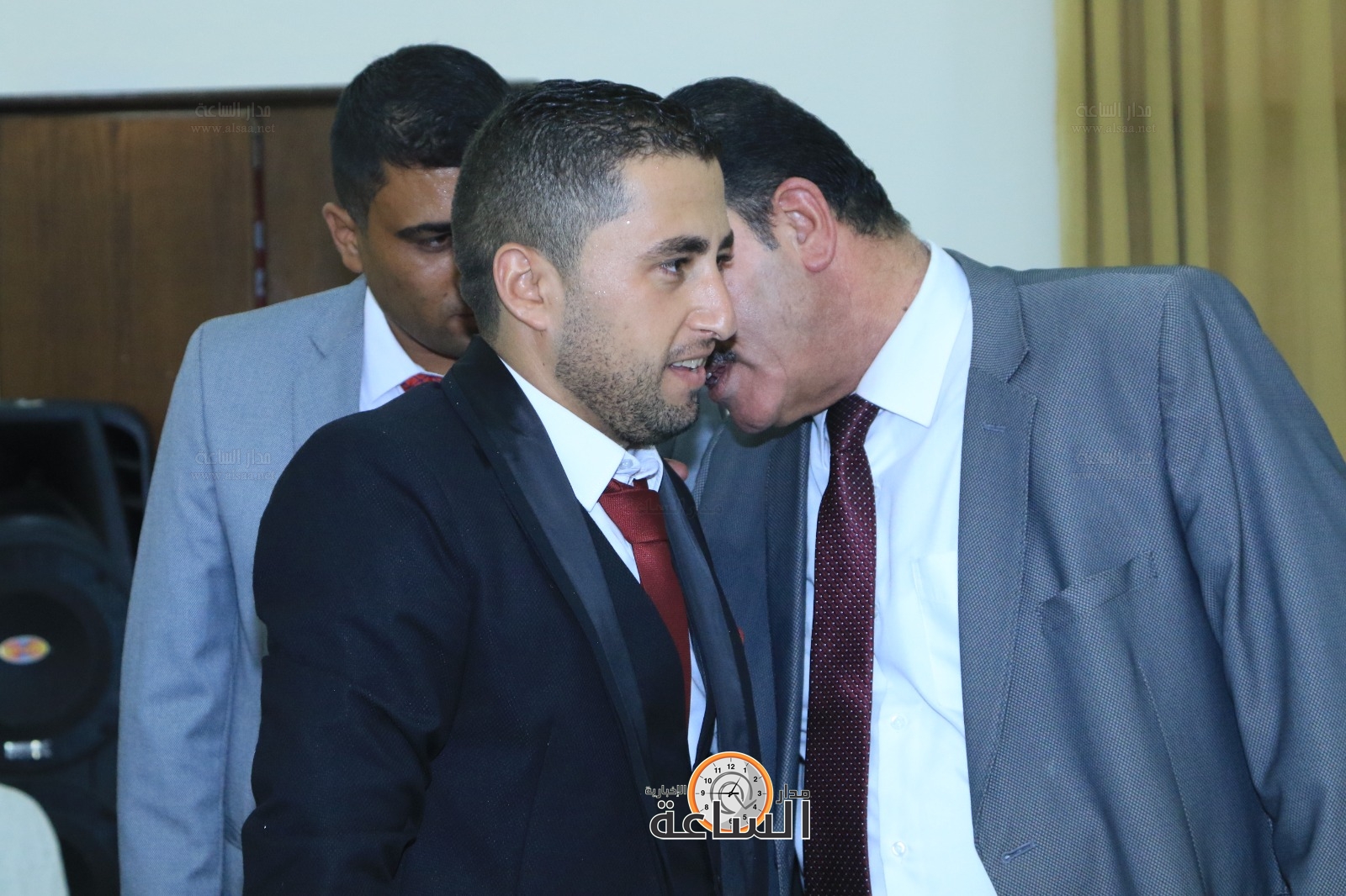 Madar Al-Saa Images 0.8929904335064893