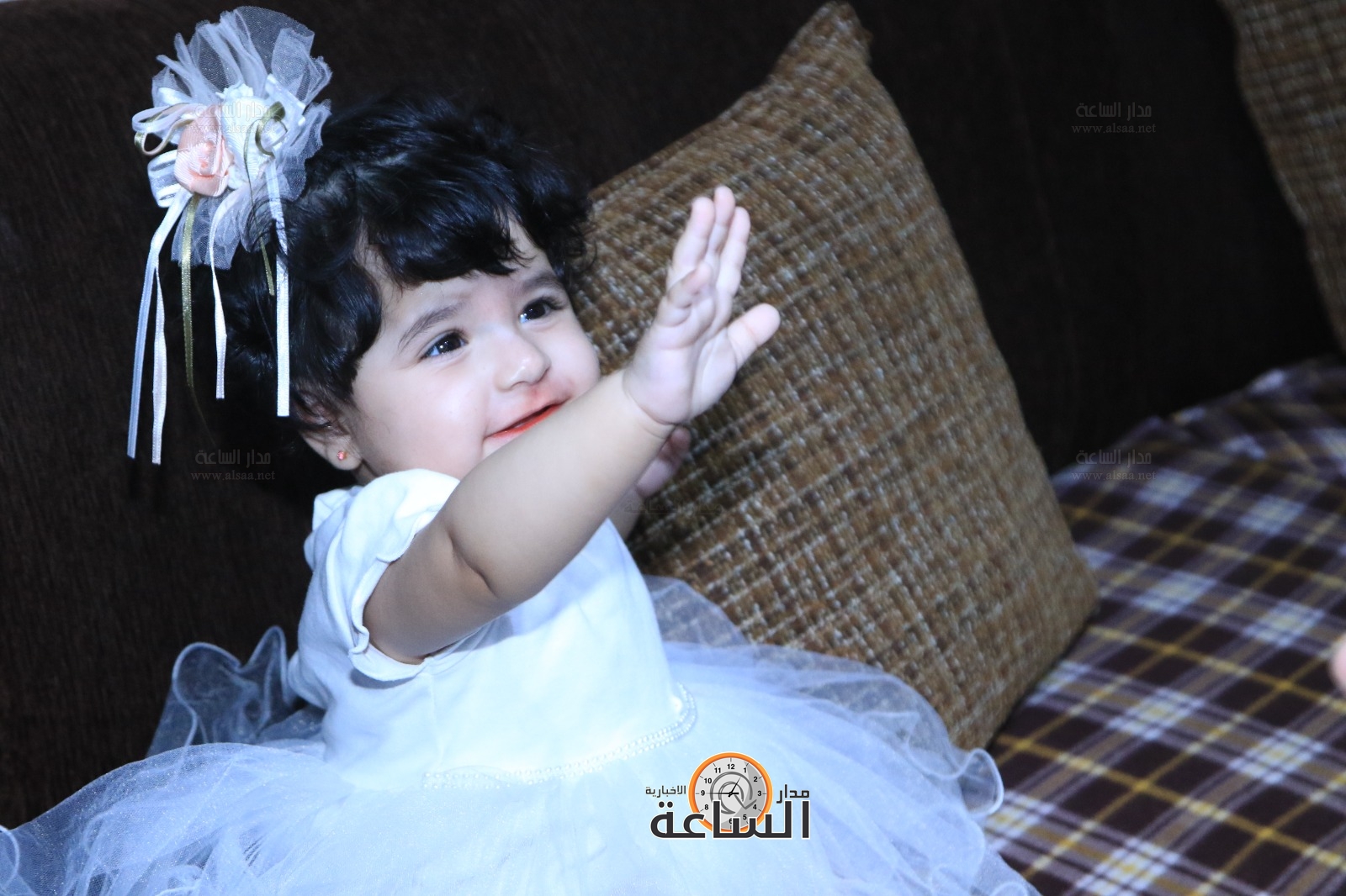 Madar Al-Saa Images 0.011716049727350297