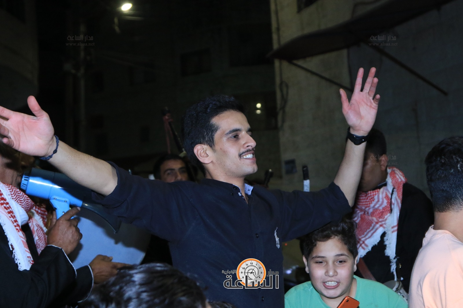 Madar Al-Saa Images 0.8068170018429486