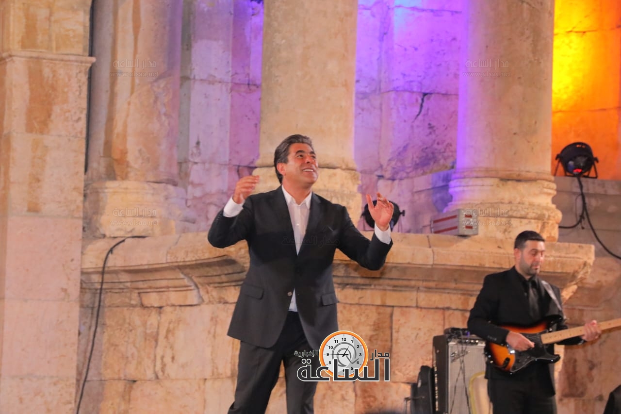 Madar Al-Saa Images 0.8879345145607724