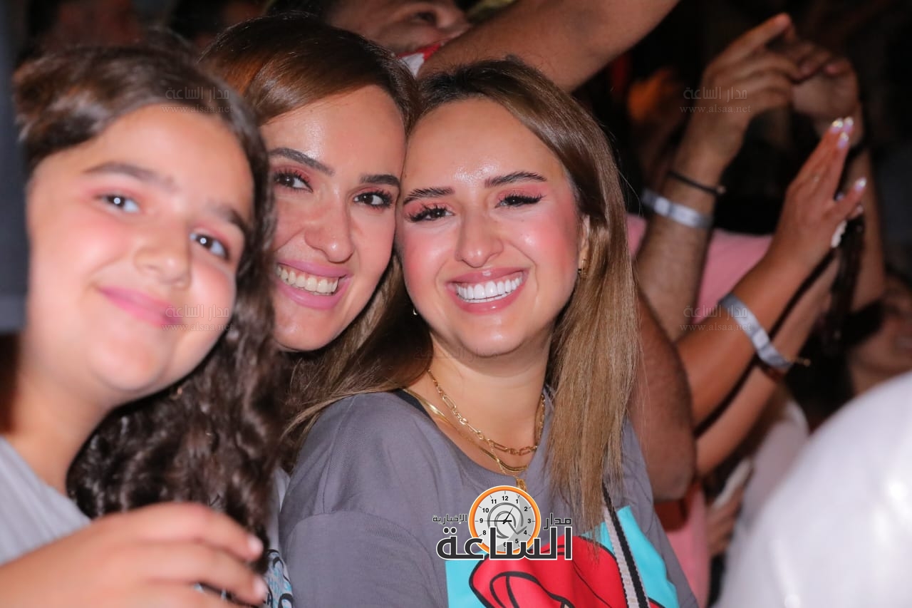 Madar Al-Saa Images 0.57695407448725