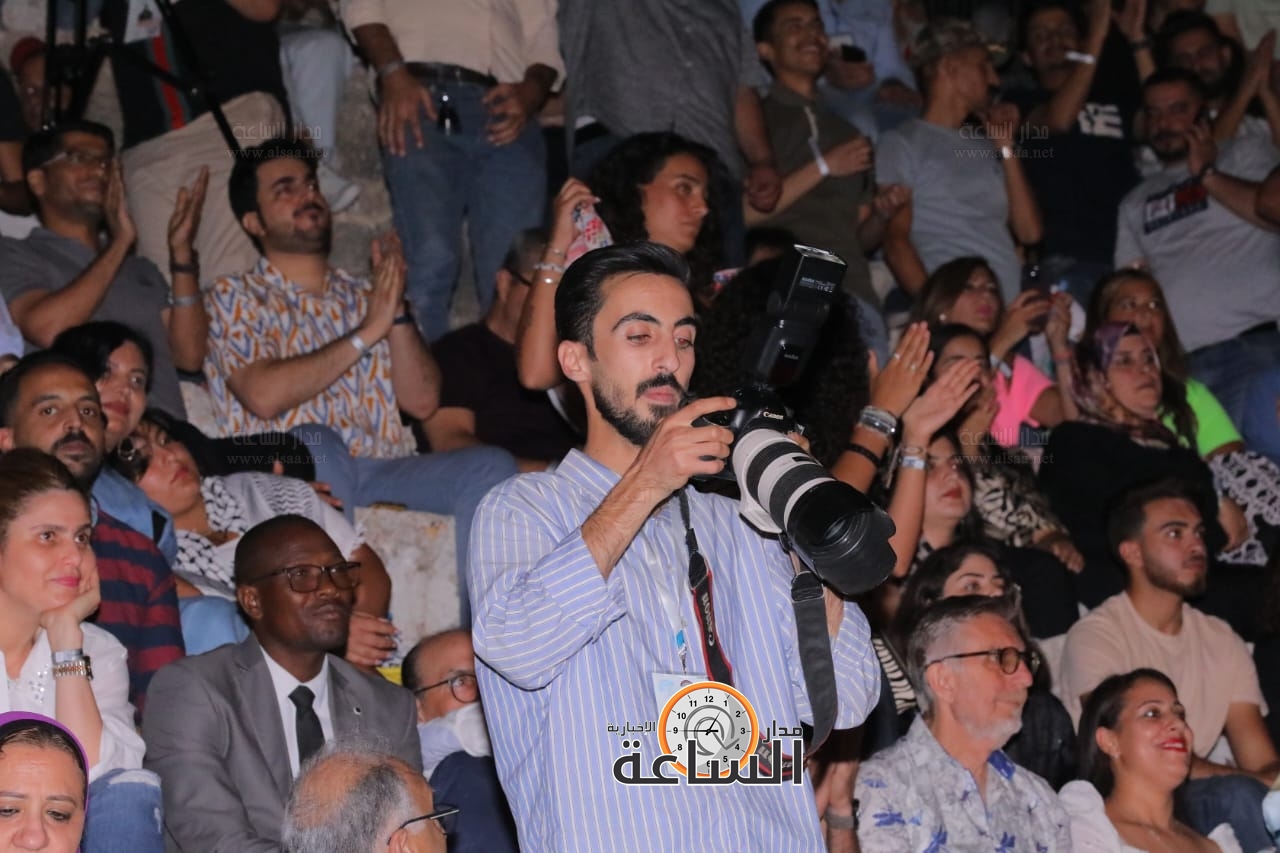 Madar Al-Saa Images 0.11528572197979825