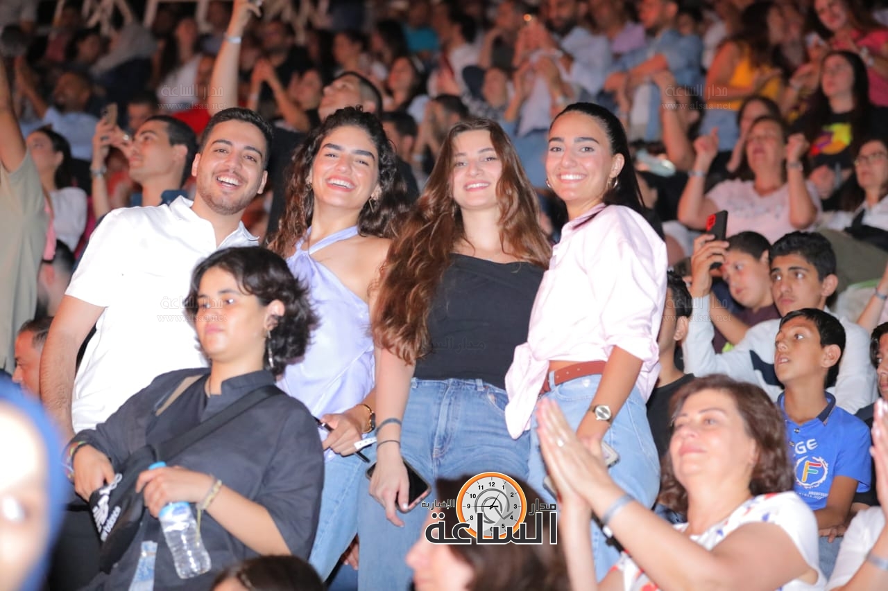 Madar Al-Saa Images 0.9831950814846785