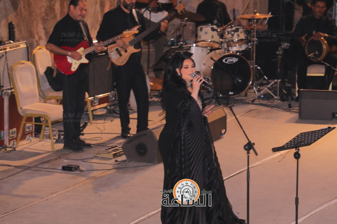 Madar Al-Saa Images 0.33136921610687