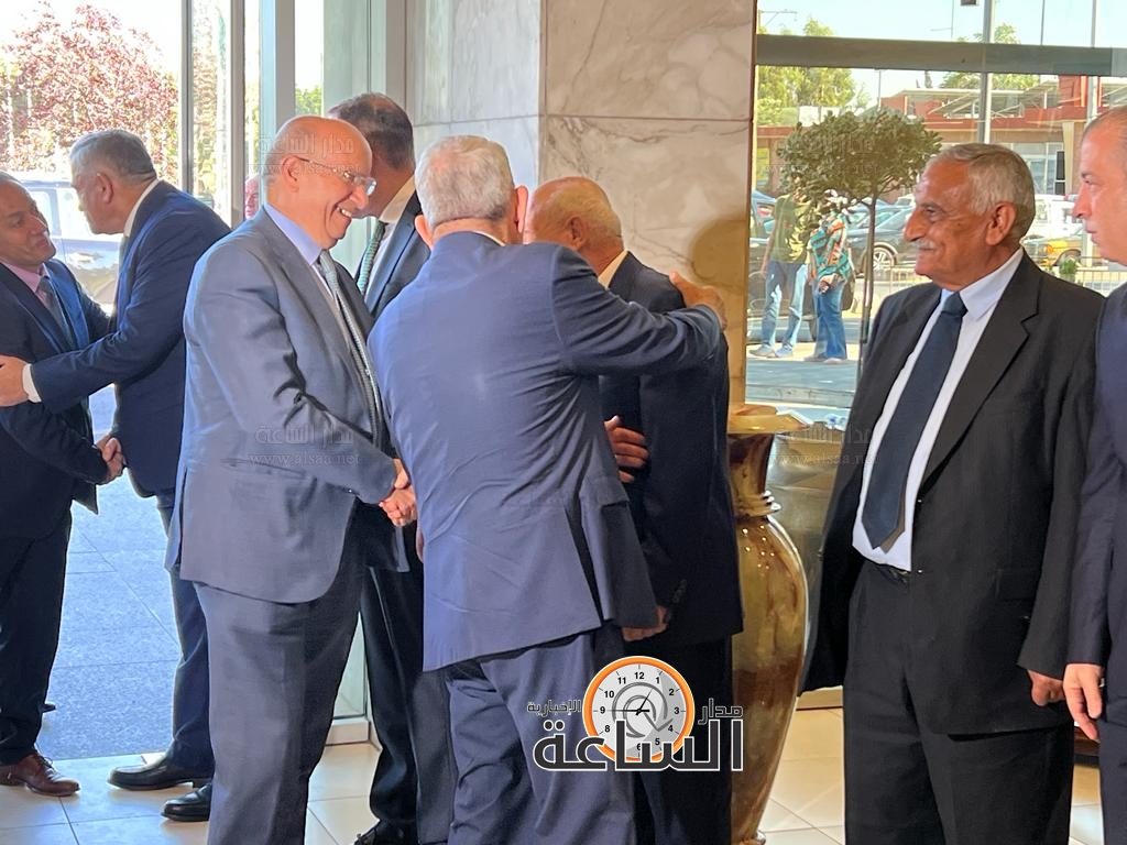 Madar Al-Saa Images 0.8324533900398117