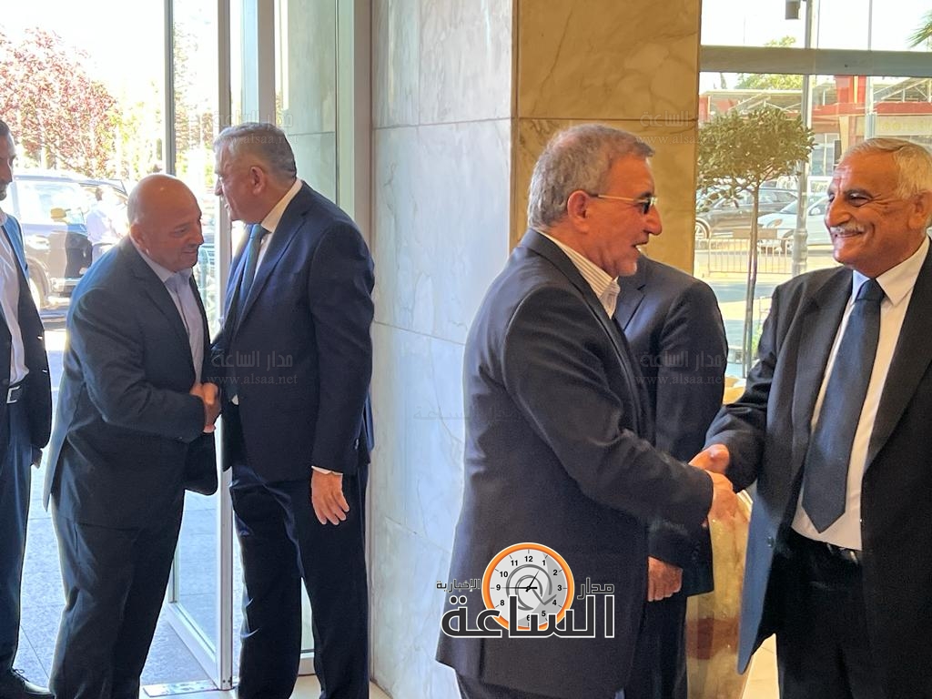 Madar Al-Saa Images 0.035358574956999345