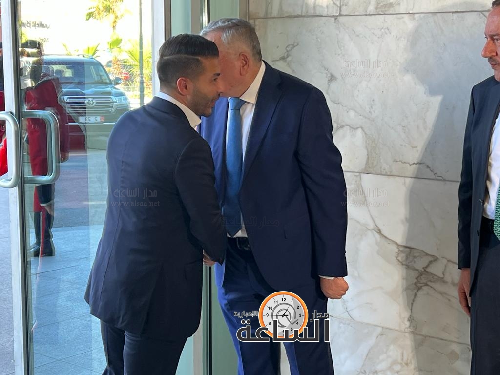 Madar Al-Saa Images 0.4317606838274135