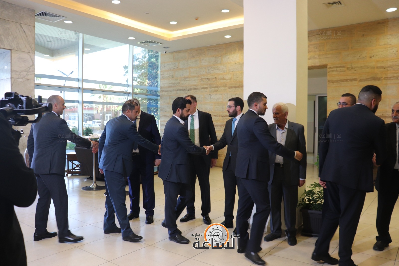 Madar Al-Saa Images 0.3650976011149617