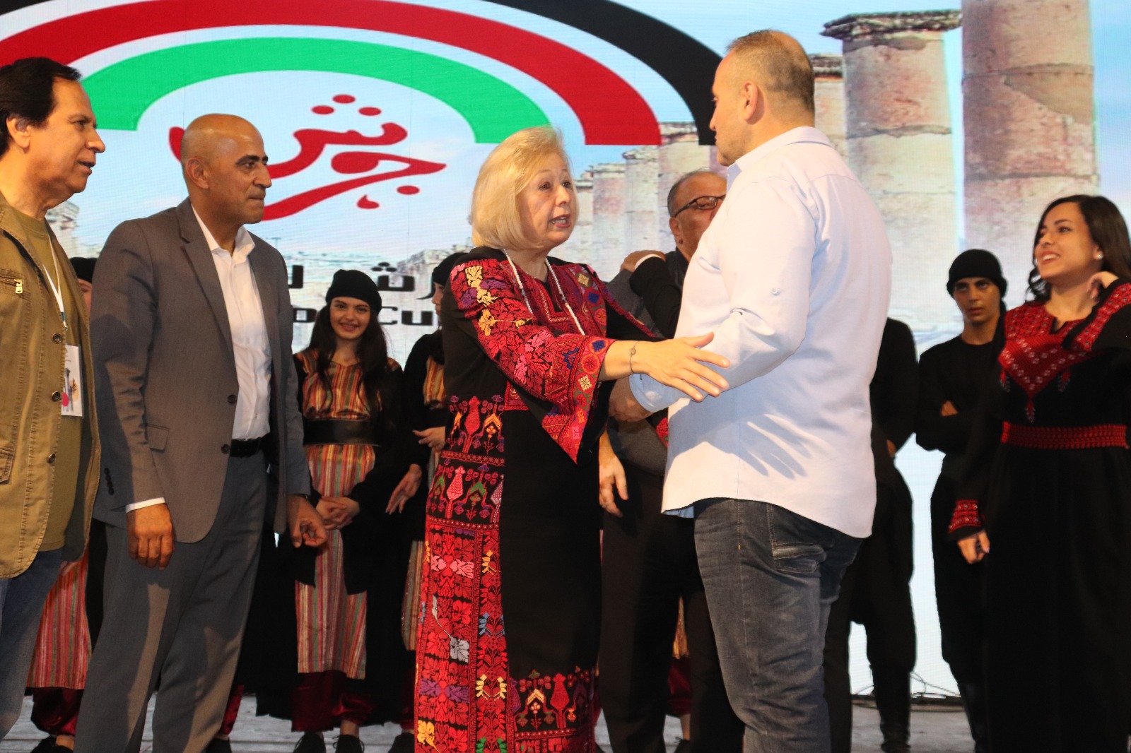 Madar Al-Saa Images 0.5205807923984257