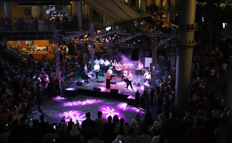 Madar Al-Saa Images 0.7737614667837951