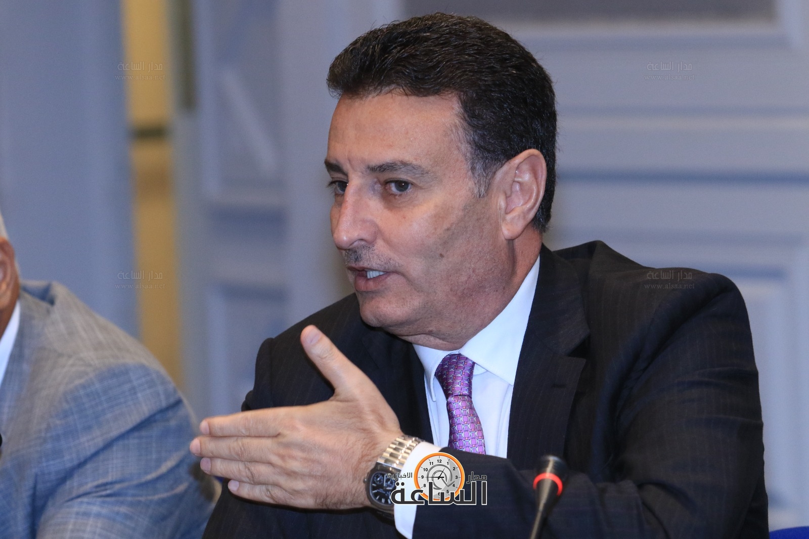 Madar Al-Saa Images 0.6252358677802019