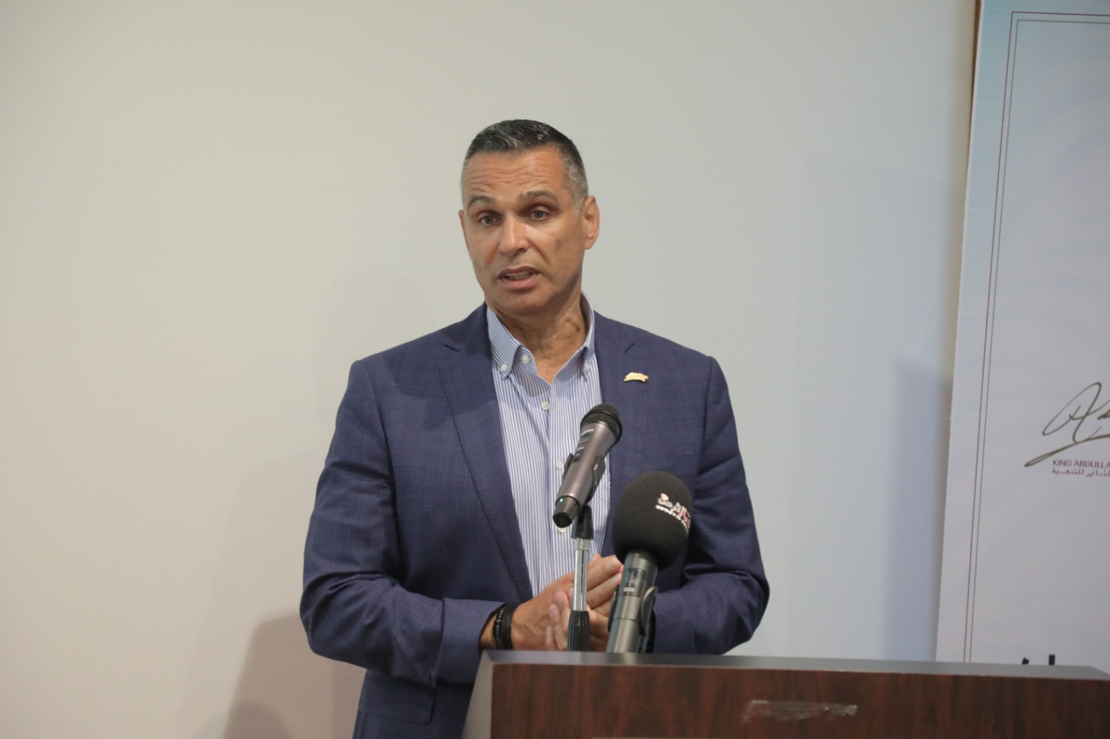 Madar Al-Saa Images 0.24407420943213176