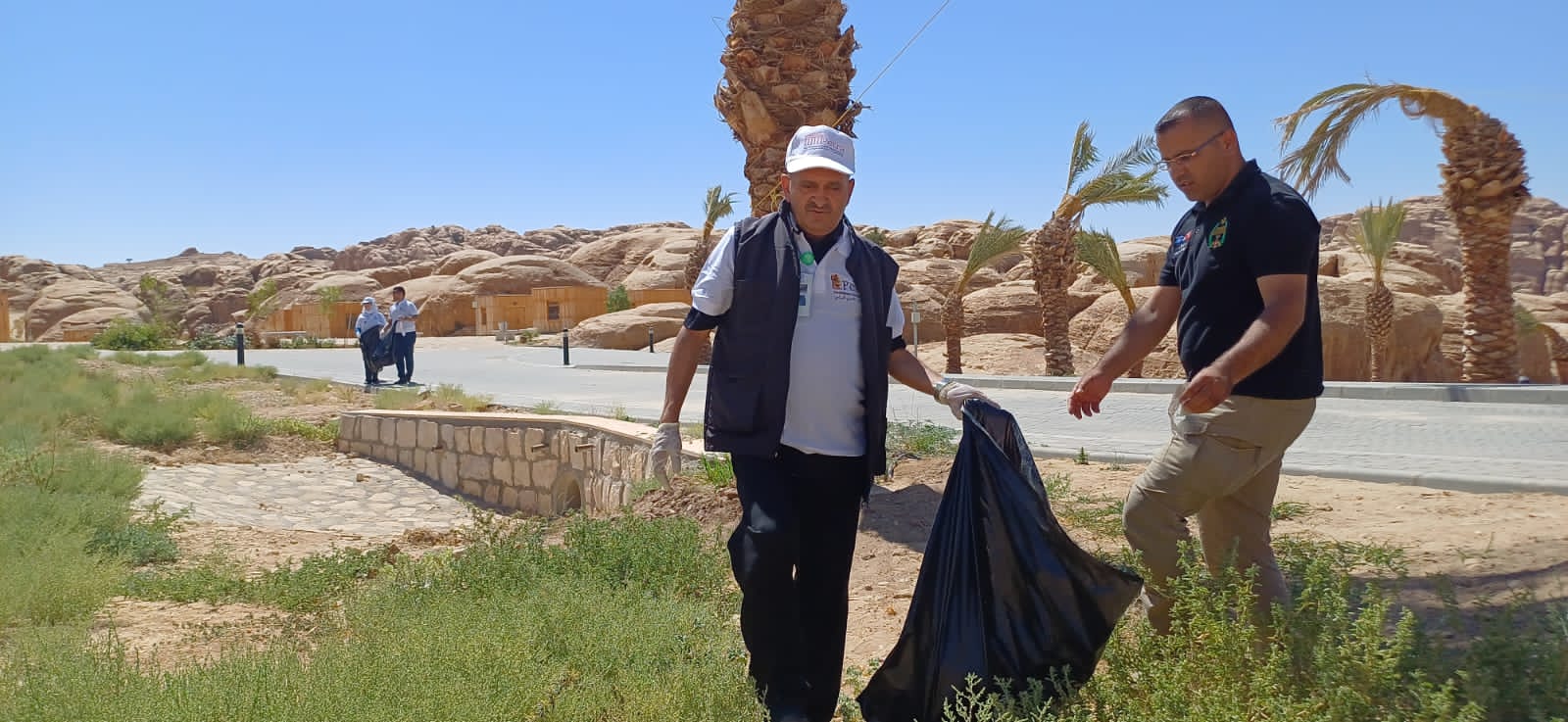 Madar Al-Saa Images 0.7780678194592574