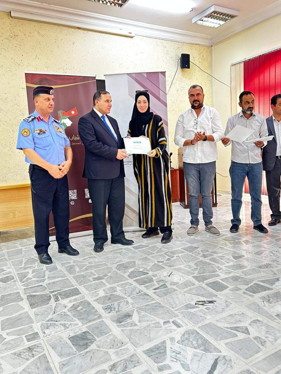 Madar Al-Saa Images 0.9443850193521683