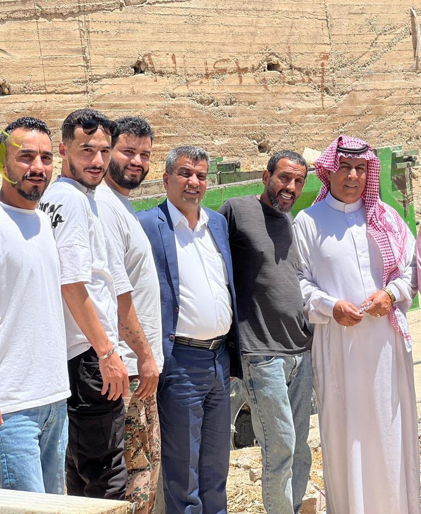 Madar Al-Saa Images 0.3112196633767521