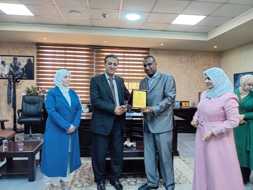 Madar Al-Saa Images 0.6266314511128555