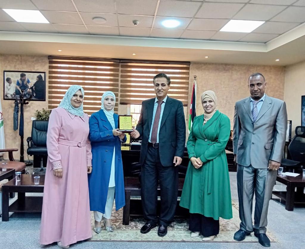 Madar Al-Saa Images 0.42869468227628293