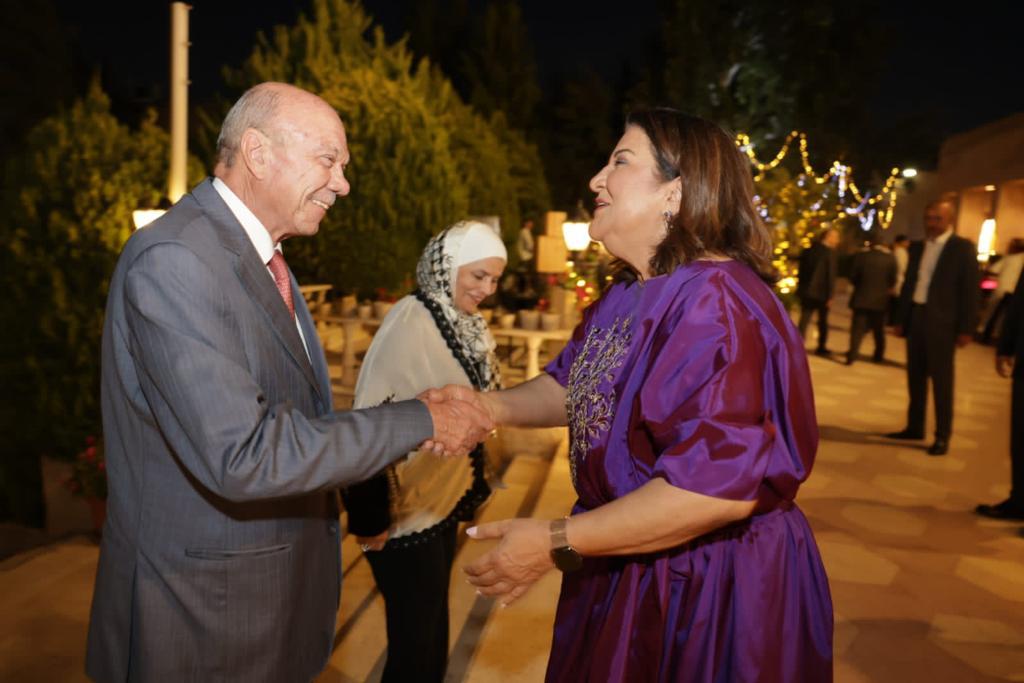 Madar Al-Saa Images 0.7249987562783552