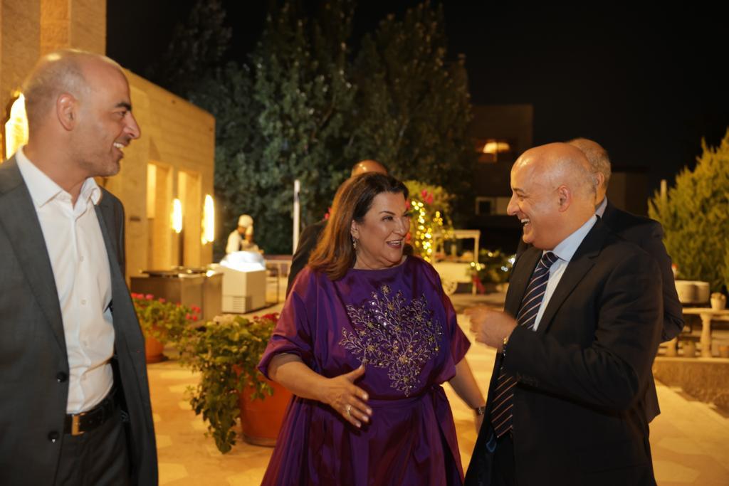 Madar Al-Saa Images 0.6476754934663802