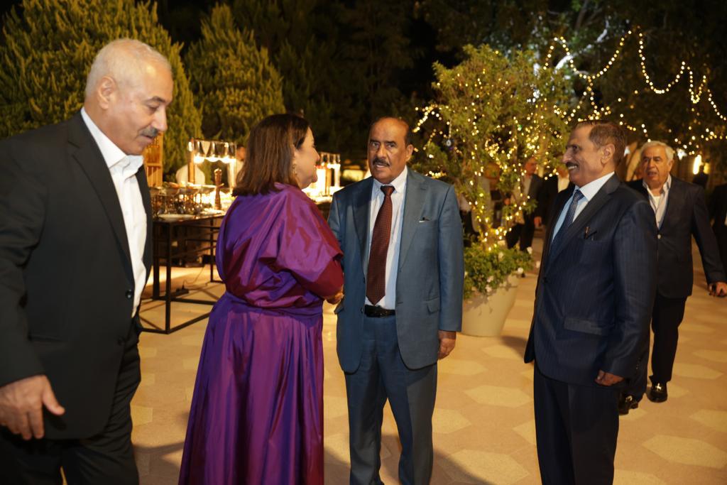 Madar Al-Saa Images 0.6846824429386121