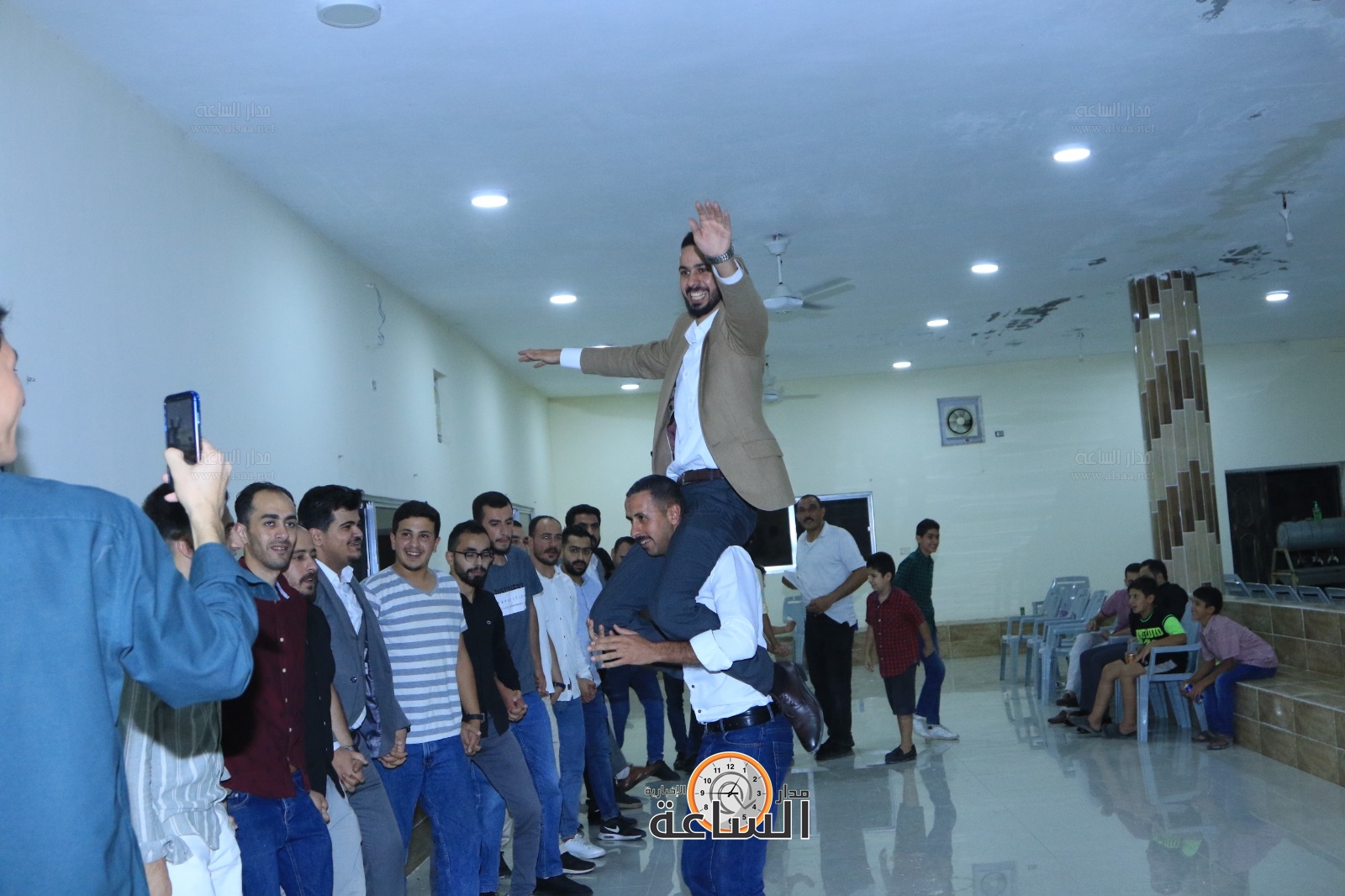 Madar Al-Saa Images 0.5002267387417806