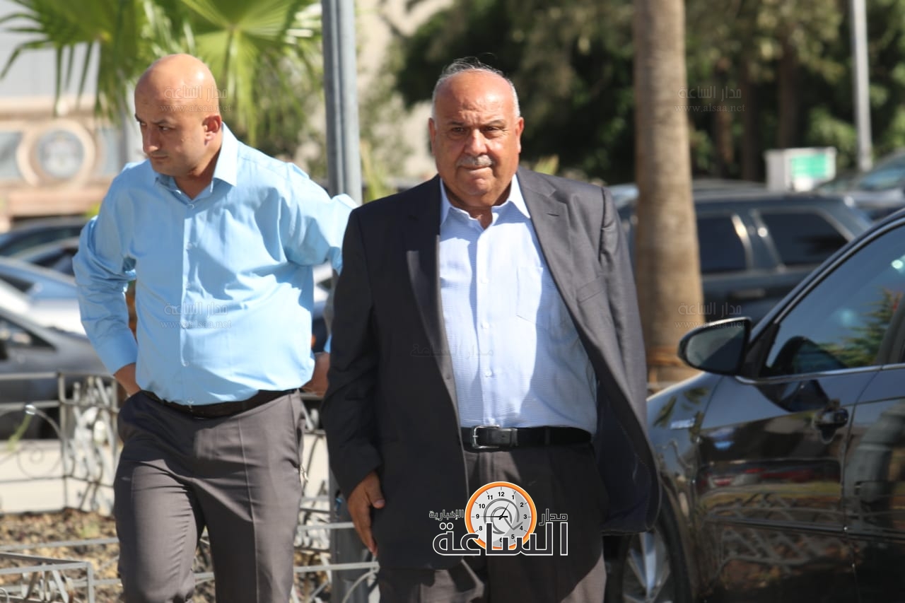 Madar Al-Saa Images 0.8869017575380026