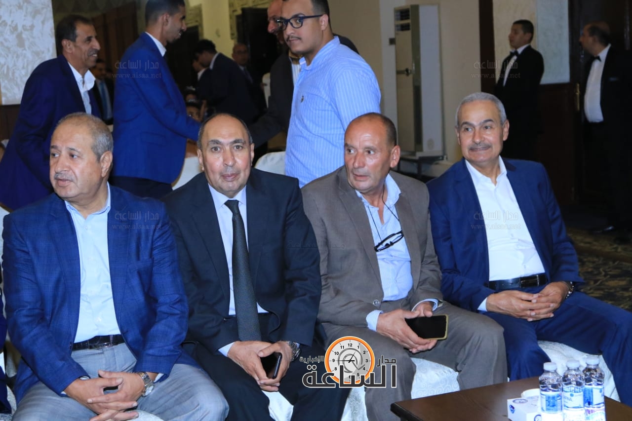 Madar Al-Saa Images 0.672149809931465