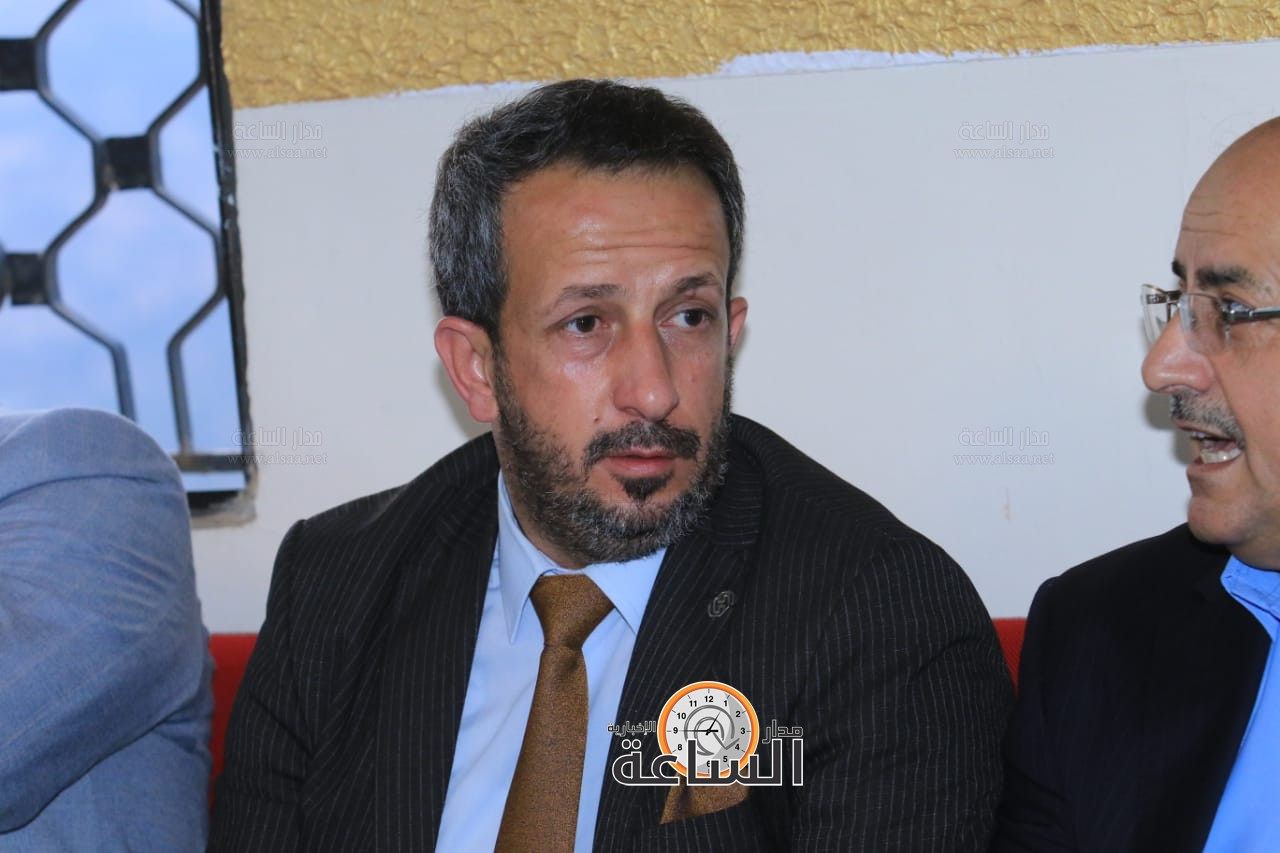 Madar Al-Saa Images 0.43295329639283575