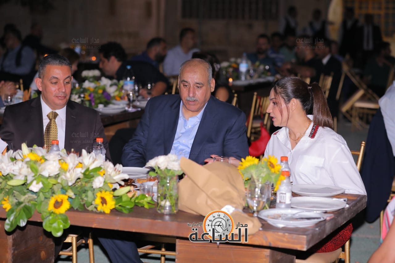 Madar Al-Saa Images 0.6558491706138784