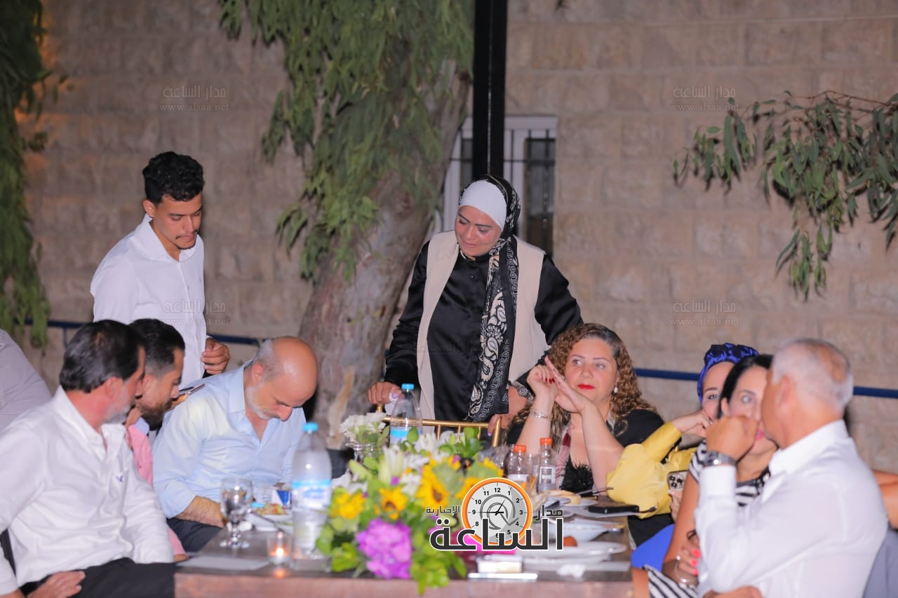 Madar Al-Saa Images 0.6387812353517713